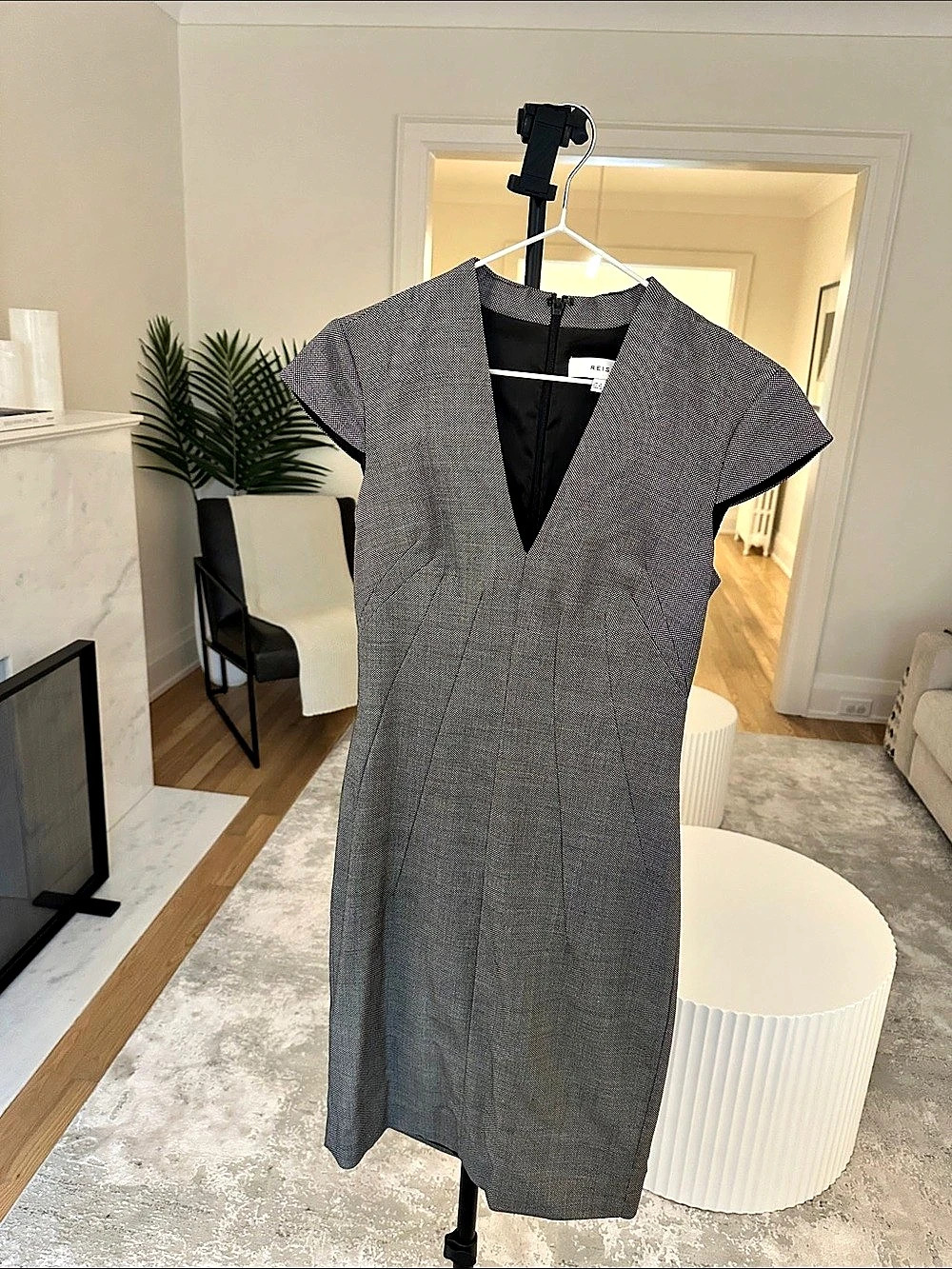 Reiss Gray Geometric Midi Dress Size 4 Like New